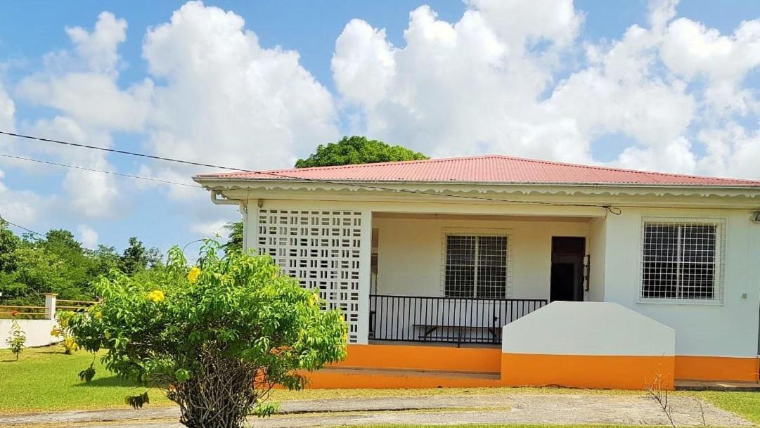 Kaz A Faup Villa Grand-Bourg  Luaran gambar