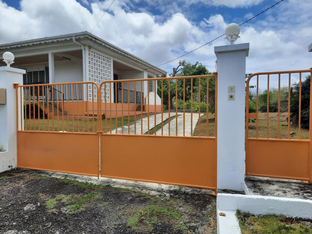 Kaz A Faup Villa Grand-Bourg  Luaran gambar